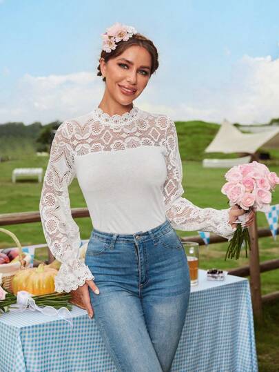 Chiquease Camiseta de manga larga con parches de encaje, empalme de manga con encaje y volantes