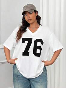 CovetEZ 大码图案 V 领落肩 T 恤 - 白色 - 查看 5