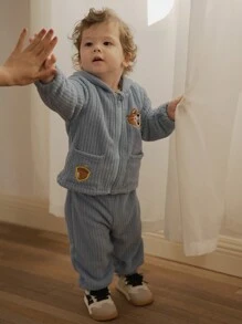 SHEIN Baby Boy Embroidery Decor Hooded Sweatshirt And Solid Color Pants Clothes Set - Multicolor - View 5