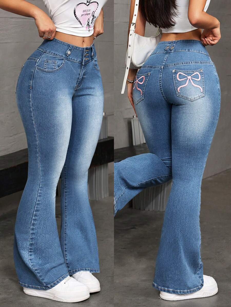SHEIN EZwear Celana Jeans Denim Kasual Wanita dengan Kancing Depan, Banyak Saku, dan Bordir Simpul Pita - Light Wash - View 1