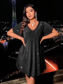 Vestido Reto Solto de Manga Curta com Pétalas de Lantejoulas Plus Size Feminino, Verão