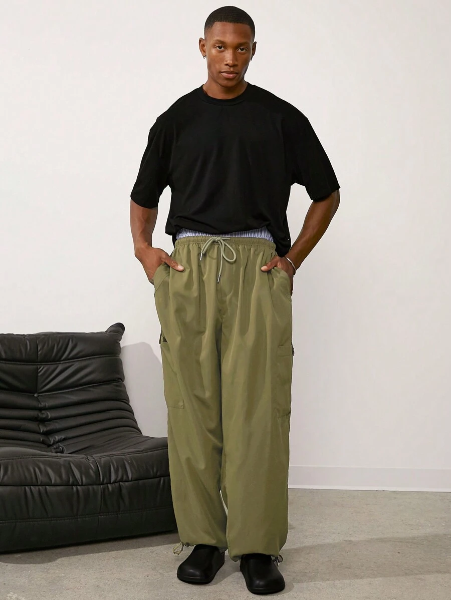 Forever 21 Loose Straight Leg Cargo Pants In Dusty Green - Army Green - View 1