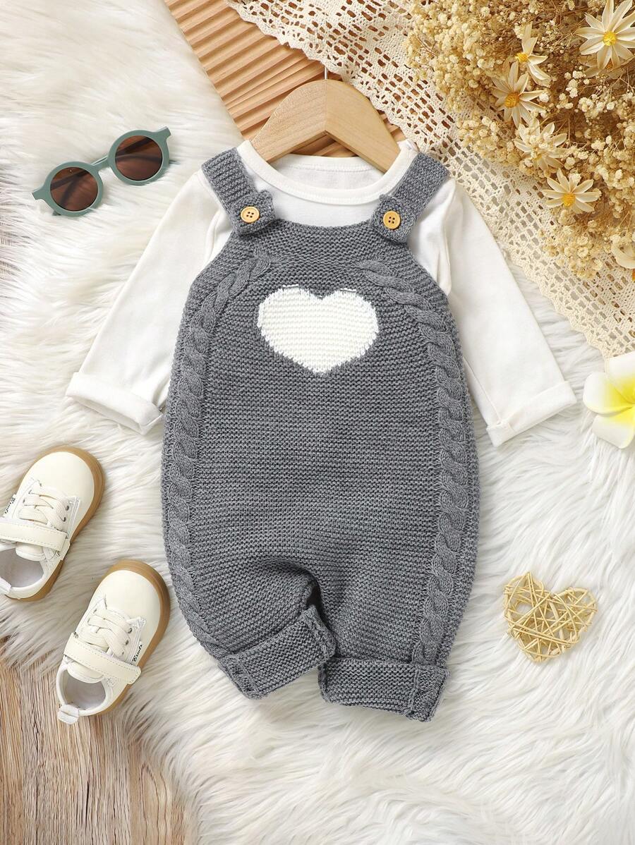 女婴正面纽扣宽肩带心形图案针织连体衣，休闲日常穿着 - 灰色 - 查看 1