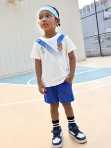 SHEIN Young Boys 2pcs Set Fitted Badge & Letter Print Comfortable Football Sports Short Sleeve T-Shirt And Shorts