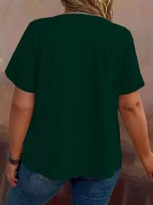 EMERY ROSE Camiseta casual de manga corta con botones decorativos de unicolor para mujer talla grande