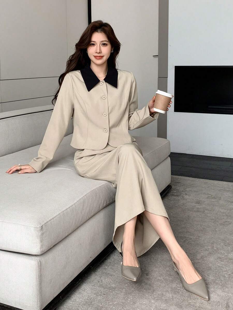 DAZY Bộ đồ vest blazer dài tay cài nút ve áo màu tương phản dành cho nữ và váy - Màu be - Xem 1