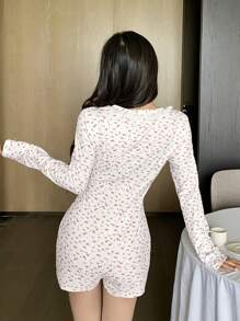 DAZY Ruffle Floral All Over Print Long Sleeve Casual Romper Pajama - White - View 2