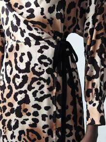 Maija Vestido elegante de manga larga con escote en V, impresión de leopardo y cinturón en la cintura para mujer, vestido con estampado de guepardo - Marrón - Ver 7