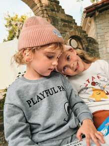 SHEIN Set de 2 piezas con estampado gráfico de expresión graciosa, retro, casual, vuelta al colegio, adecuado tanto para niños como para niñas, apropiado para juegos en casa o al aire libre - Gris - Ver 5