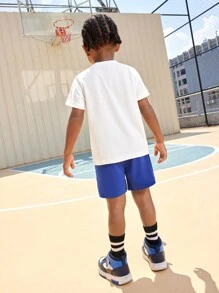 SHEIN Young Boys 2pcs Set Fitted Badge & Letter Print Comfortable Football Sports Short Sleeve T-Shirt And Shorts
