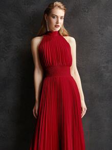 MOTF PREMIUM Robe longue plissée à col ras-du-cou et taille froncée, unie