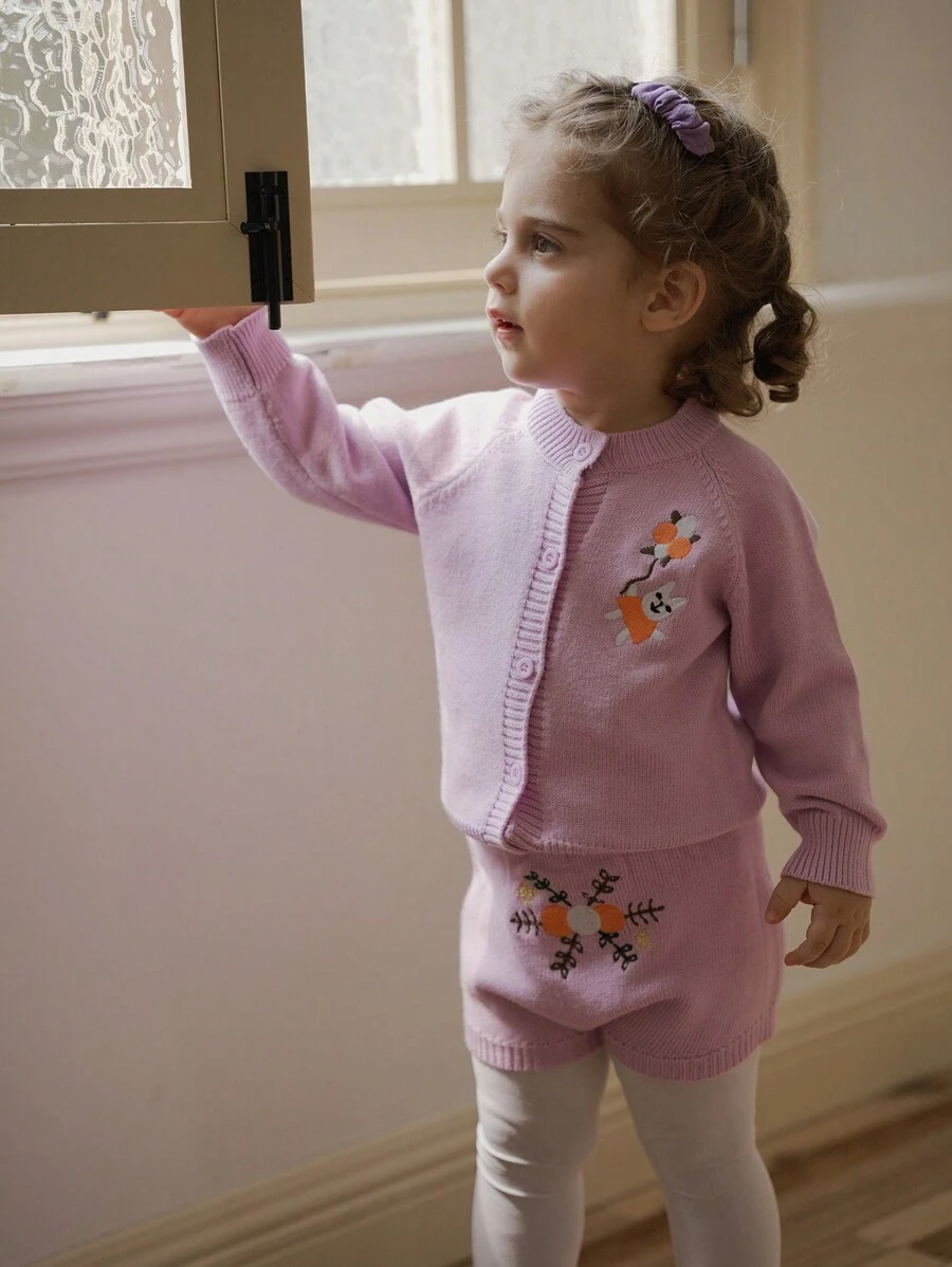 SHEIN 女婴卡通刺绣毛衣开衫和紫色刺绣毛衣短裤两件套服装,舒适休闲、居家、旅行必备 - 紫色 - 查看 1