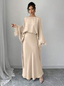 SHEIN Clasi 女士春夏纯色圆领蝙蝠袖羽毛拼接上衣和半裙套装 - 杏色 - 查看 3