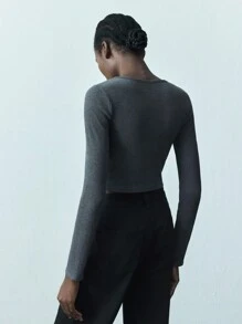 Maija Women Grey Solid Round Neck Long Sleeve Fringed Bottom Casual T-Shirt For Autumn/Winter Leisure/Vacation