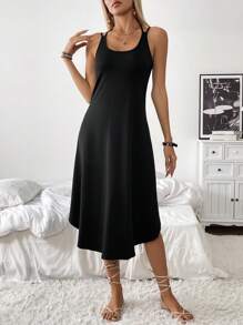 SHEIN LUNE Vestido de tirantes delgados de mujer, casual, holgado, sin espalda, con abertura y una sensacion relajante - Negro - Ver 1