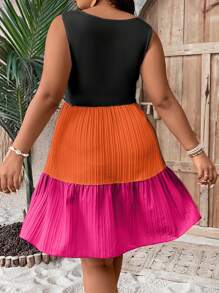 SHEIN LUNE Plus Size Solid Color Patchwork V-Neck Sleeveless Simple Ruched Short Casual Dress