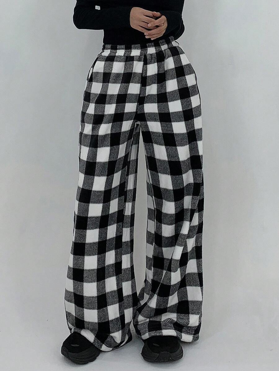 DAZY Quần nỉ kẻ caro có dây rút eo cho nữ - Đen và trắng - Xem 1