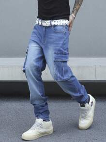 Manfinity EMRG 男式休闲直筒牛仔裤，带工装口袋