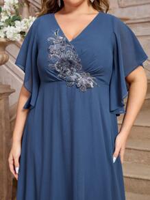 SHEIN Belle Women's Elegant Tile Blue Chiffon Fabric Overlap V-Neck 3D Applique Decoration Waist Asymmetric Ruffle Sleeves A-Line Dress Suitable For Wedding Events Formal Plus Size Bridesmaid Dresses - Blue - View 2