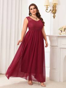 SHEIN Belle Vestido formal de dama de honor de talla grande sin mangas con malla en color rojo burdeos, vestido de fiesta elegante de línea A para madre de la novia de talla grande - Burdeos - Ver 3