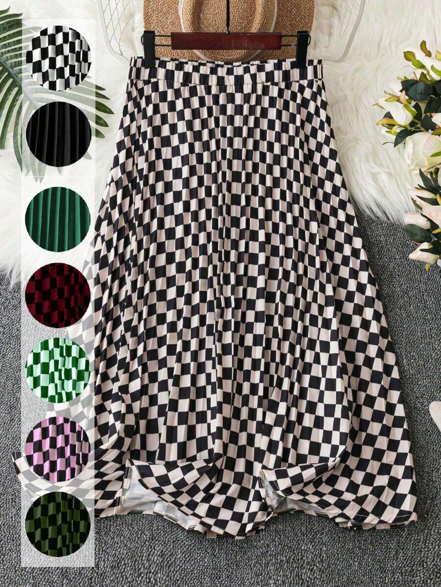 DreamSkyne Plus Checkerboard Print Pleated Skirt - Black and White - View 1