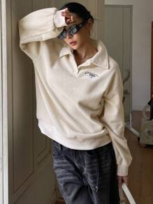 DAZY 女士宽松字母刺绣翻领长袖卫衣，长袖上衣，秋季女装，保暖内衬 - 杏色 - 查看 6