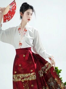 Autumn Hanfu Inspired Blouse With Embroidery Details And Mandarin Collar, Loose Fit (Skirt Not Included) - White - View 4