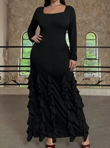 SHEIN Privé Plus Size Elegant Commute & Date Night Sexy Concert Design Scoop Neck Long Sleeve Fitted Black Maxi A-Line Ruffle Hem Dress - Black - View 5