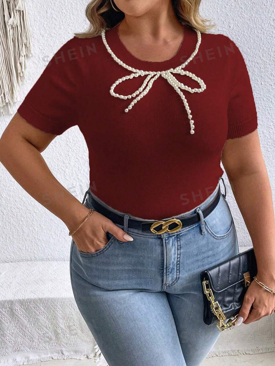 SHEIN LUNE Blusa de punto de manga corta con cuello redondo y decoración de cuentas redondas para mujer de talla grande
