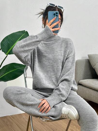 SHEIN 少女两件套 - 宽松高领毛衣和喇叭裤，舒适休闲休闲装