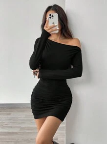 SHEIN EZwear Women's Long Sleeve Off-Shoulder Smocked Bodycon Mini Dress - Black - View 4