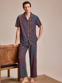 SHEIN EverLounge 2 Stücke Herren Gestreiftes Kurzarm Hemd mit Knopfleiste und Shorts Pyjama Set