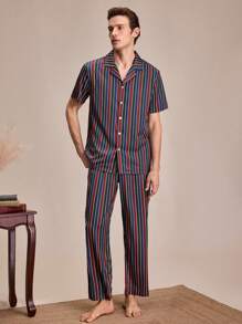 SHEIN EverLounge 2 Stücke Herren Gestreiftes Kurzarm Hemd mit Knopfleiste und Shorts Pyjama Set
