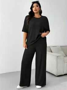 Solflare Plus Size Plain Round Neck Short Sleeve Casual Top And Pants Set