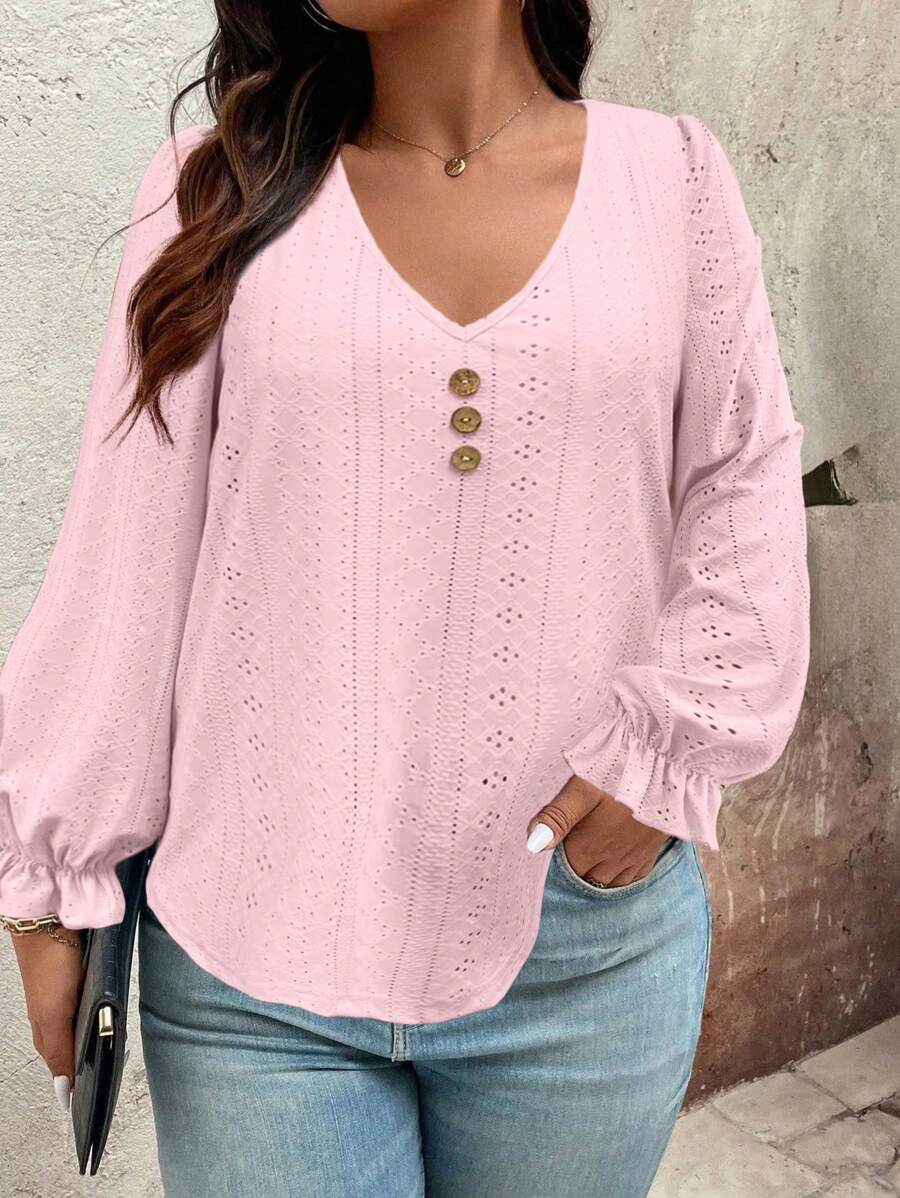 SHEIN LUNE Camiseta casual de unicolor con bordado y calado para mujeres de talla grande de primavera y otoño - Rosa - Ver 1