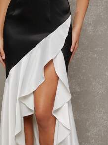 Hauture Elegant Black And White Strapless Bodycon Dress With Cascading Ruffle Detail - Black and White - View 4