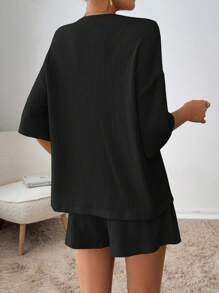 SHEIN Essnce Top con nudo delantero de hombros caídos y shorts, ropa de mujer de otoño, conjuntos de shorts de otoño - Negro - Ver 2
