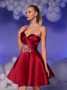 SHEIN Belle Burgundy Red Elegant & Glamorous Stunning Red Shoulder-Revealing High Waist Luxurious Embroidered Pearl & Rhinestone Decor Flare Short Dress, Suitable For Wedding, Graduation, Holiday, Bachelorette Party, Prom, Semi Formal Dress, For Birthday, Wedding Guest, Homecoming - Burgundy - View 5