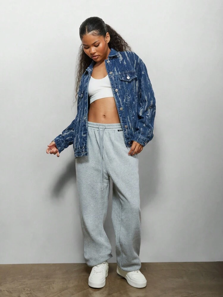 SUMWON WOMEN 브랜드 PU 데님 배지 부착 데미지 데님 재킷