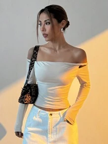 SHEIN EZwear بلوزة بياقة على الكتف، كم طويل، ملفوفة، مضبوطة، أنيقة، أنيقة وحلوة للنساء - أبيض - مشاهدة 4