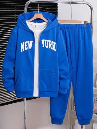 SHEIN 2 件套青少年男孩休闲宽松百搭舒适纯色连帽袋前印花运动衫和纯色针织运动裤两件套服装，适合秋冬季