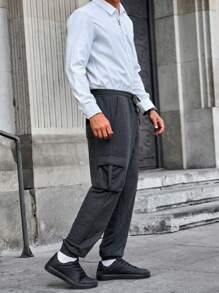 Manfinity Homme Men's Solid Color Black Minimalist Casual Pocket Cargo Sweatpants
