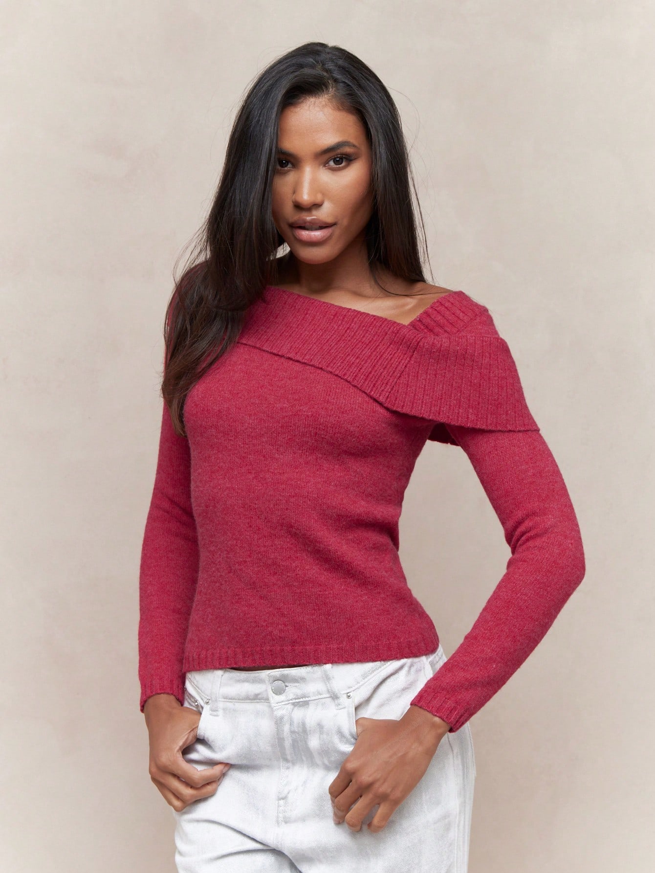 MISSGUIDED Top de punto con cuello asimétrico y mangas largas