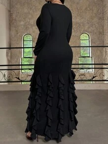 SHEIN Privé Plus Size Elegant Commute & Date Night Sexy Concert Design Scoop Neck Long Sleeve Fitted Black Maxi A-Line Ruffle Hem Dress - Black - View 6