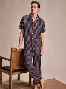 SHEIN EverLounge 2 Stücke Herren Gestreiftes Kurzarm Hemd mit Knopfleiste und Shorts Pyjama Set