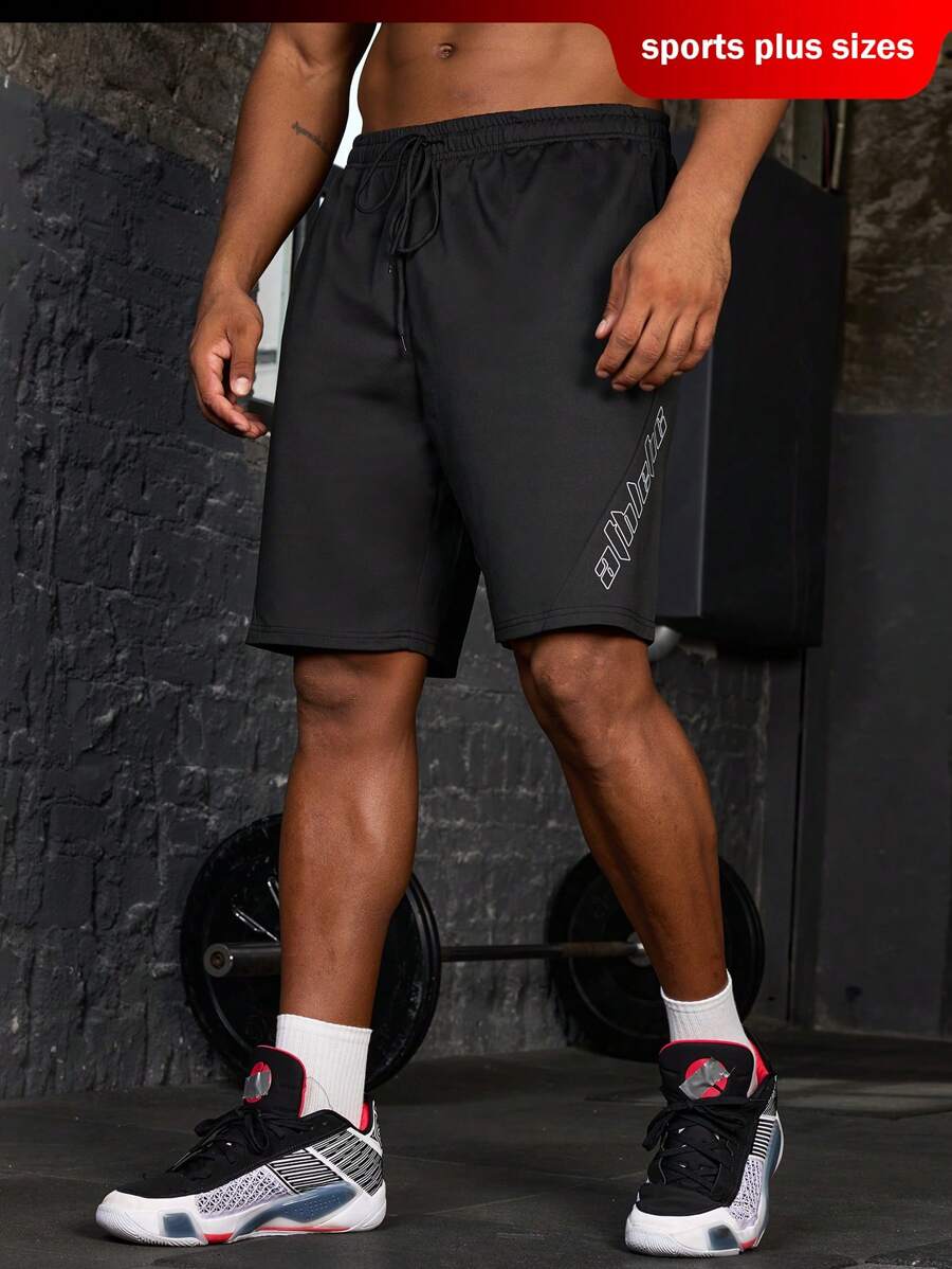 Manfinity Running Quần short thể thao nam cỡ lớn in chữ, cạp chun, dáng rộng, có dây rút, màu đen. - màu đen - Xem 1