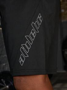 Manfinity Running Quần short thể thao nam cỡ lớn in chữ, cạp chun, dáng rộng, có dây rút, màu đen. - màu đen - Xem 8