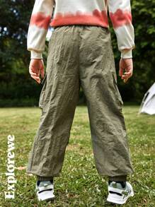 SHEIN Jungen Cargo Hosen im Lässig leook mit Strukturfalten, Hose mit Buchstaben Muster, leicht für den Herbst - Armeegrün - Übersicht 4