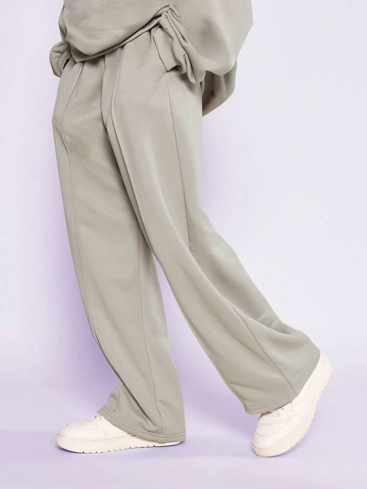 Set da 2 pezzi per ragazze adolescenti composto da felpa girocollo oversize con ricamo e pantaloni con vestibilità morbida per uso quotidiano e tempo libero