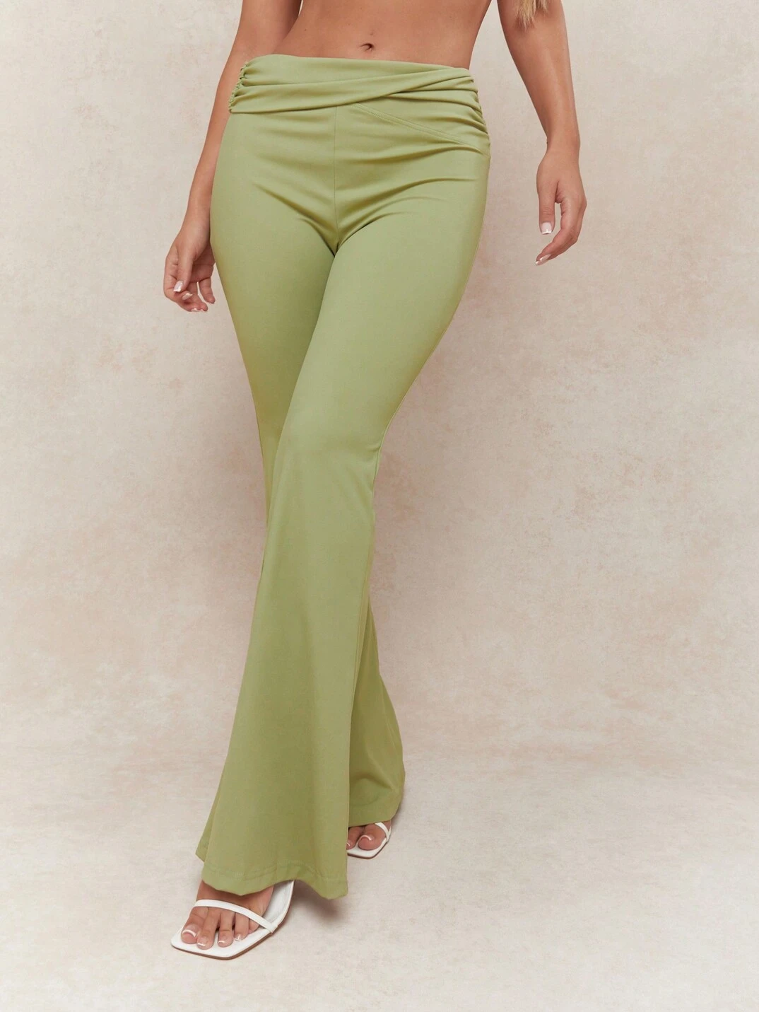 MISSGUIDED Elegant High Waisted Flared Pants With Ruched Detail ...